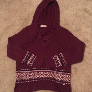 Burgundy hollister sweater